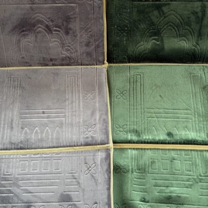 Backrest prayer mat